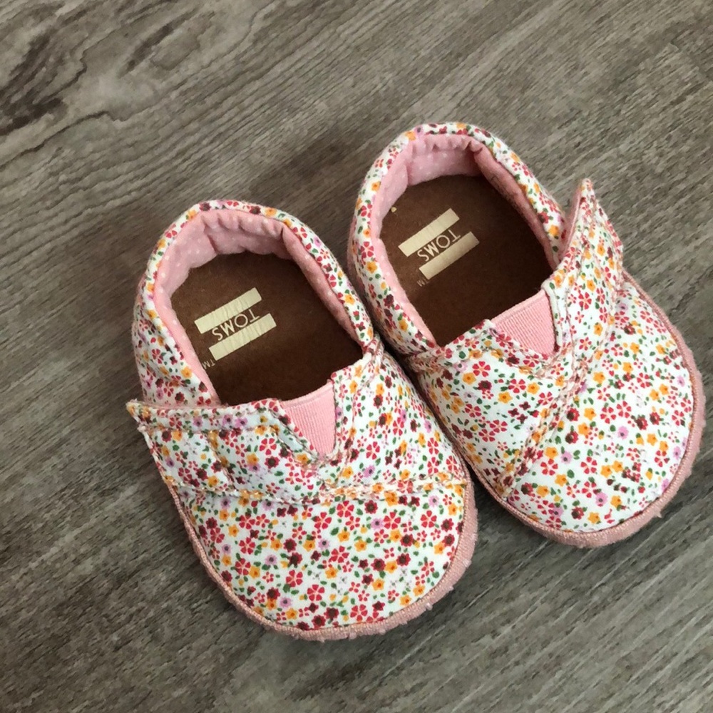 Toms Baby shoes